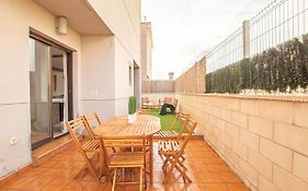 Agradable Casa Pareada en Miramar, cerca del Mar